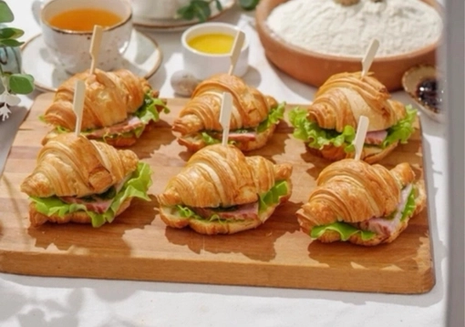 Круассаны с бужениной